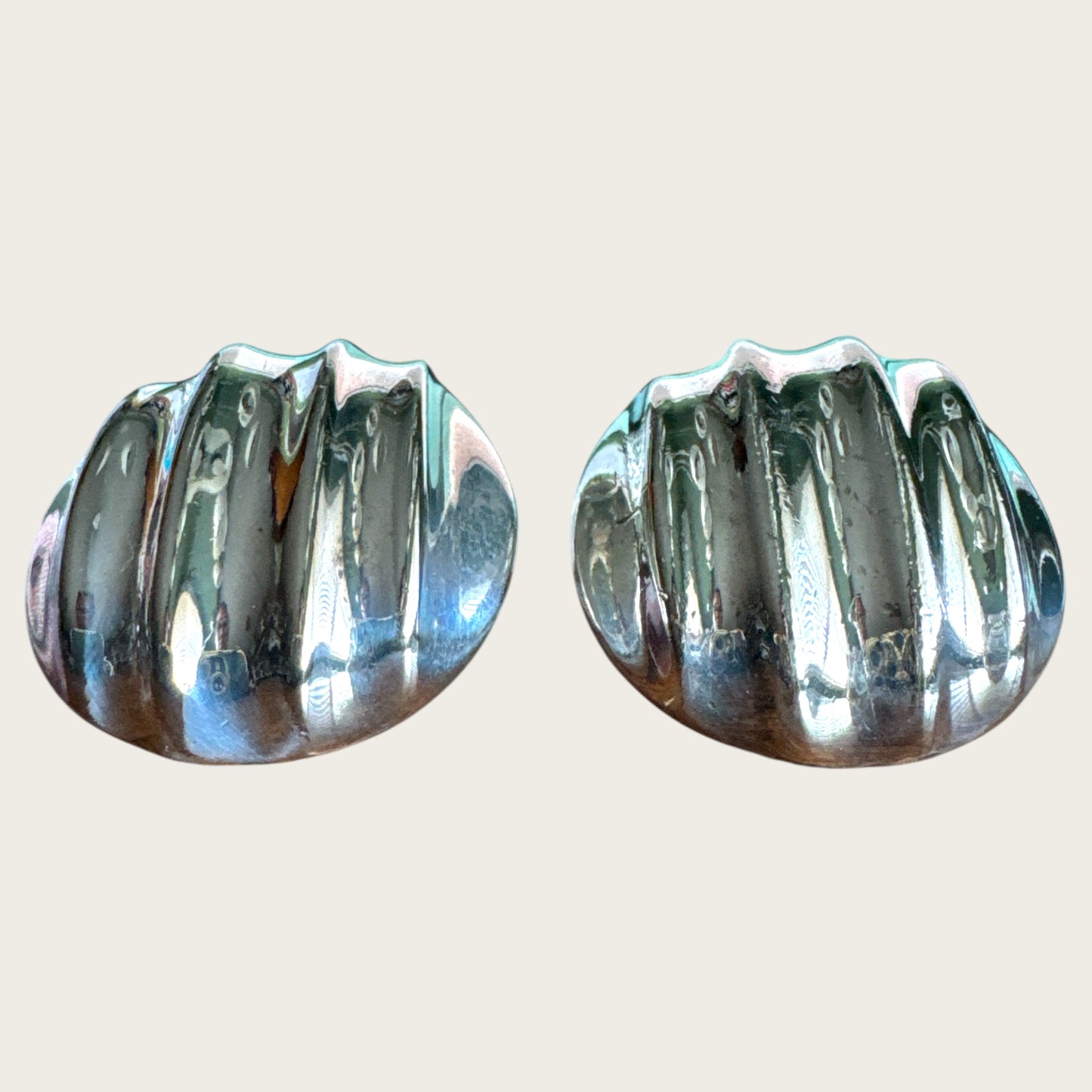 Vintage E. Pearl Silver Plated Ribbed Dome Clip-On Earrings | 1.25 Inch Statement Design