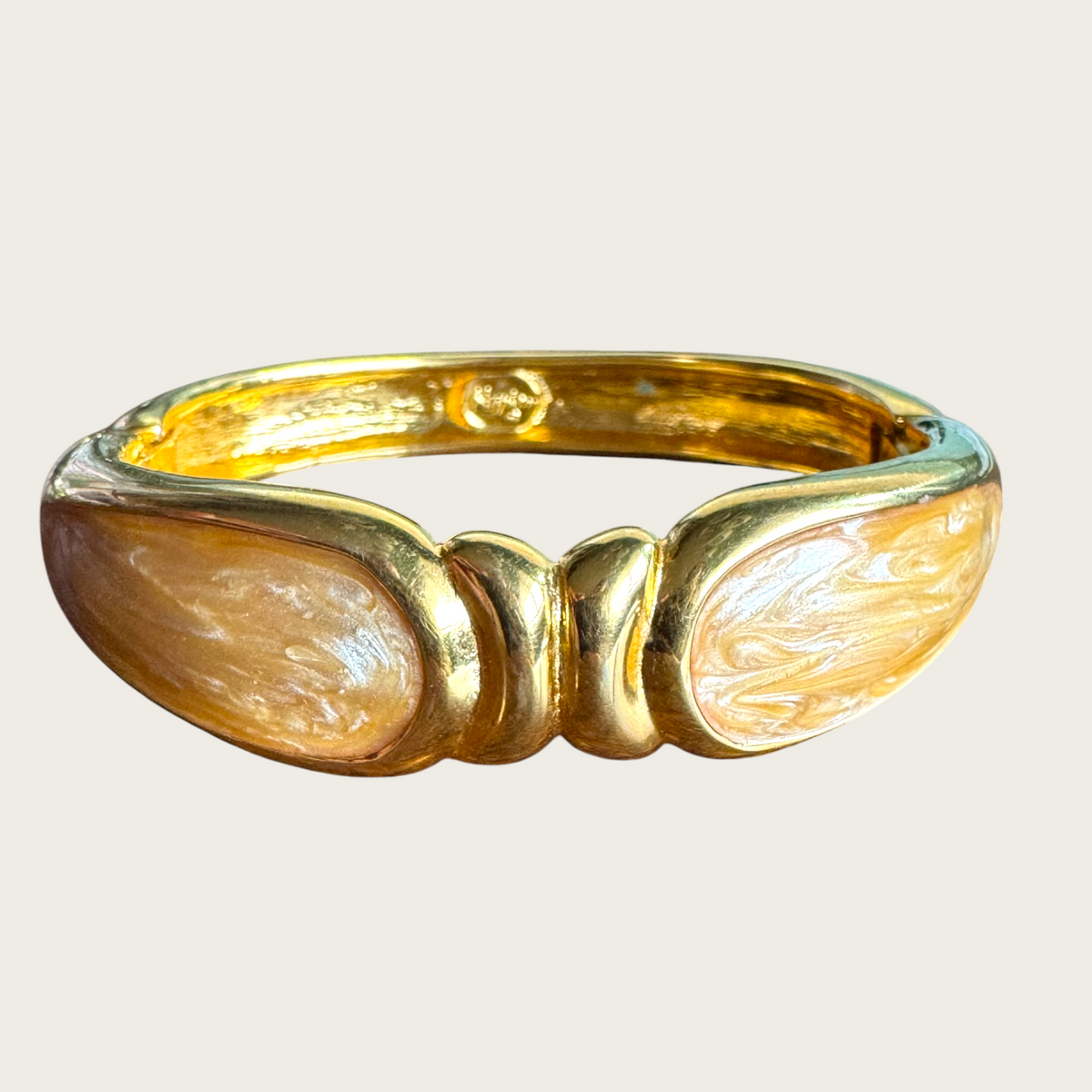 Vintage Napier Beige Enamel and Gold-Tone Hinged Bracelet – 1980s–1990s Statement Jewelry