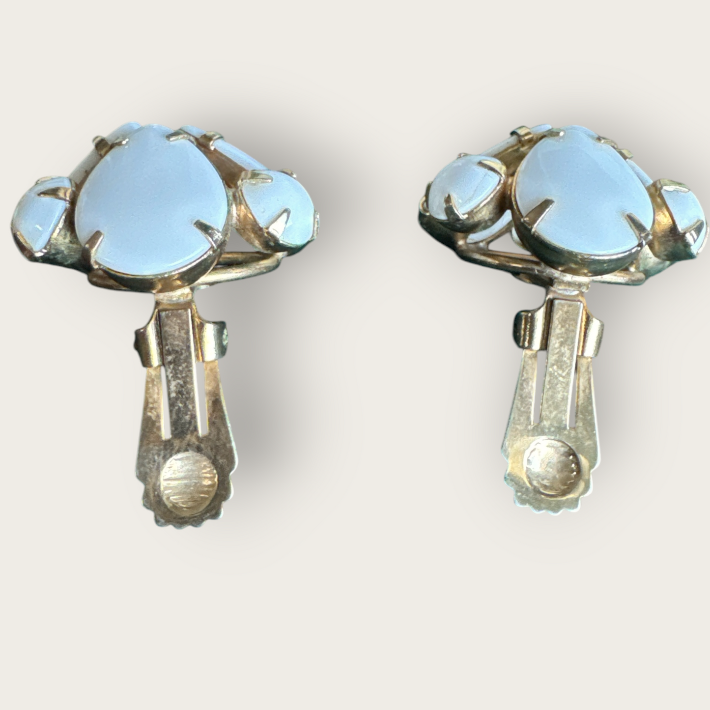 Vintage Opaque Pear & Round Cabochon Cluster Earrings – Mid-Century Statement Clip-Ons, Designer Quality (1¼”)