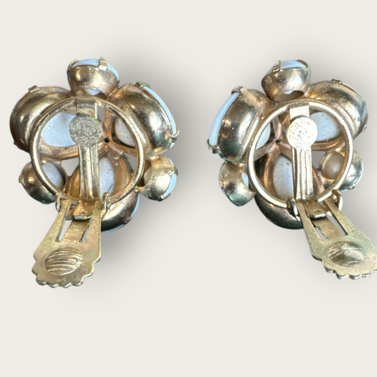 Vintage Opaque Pear & Round Cabochon Cluster Earrings – Mid-Century Statement Clip-Ons, Designer Quality (1¼”)