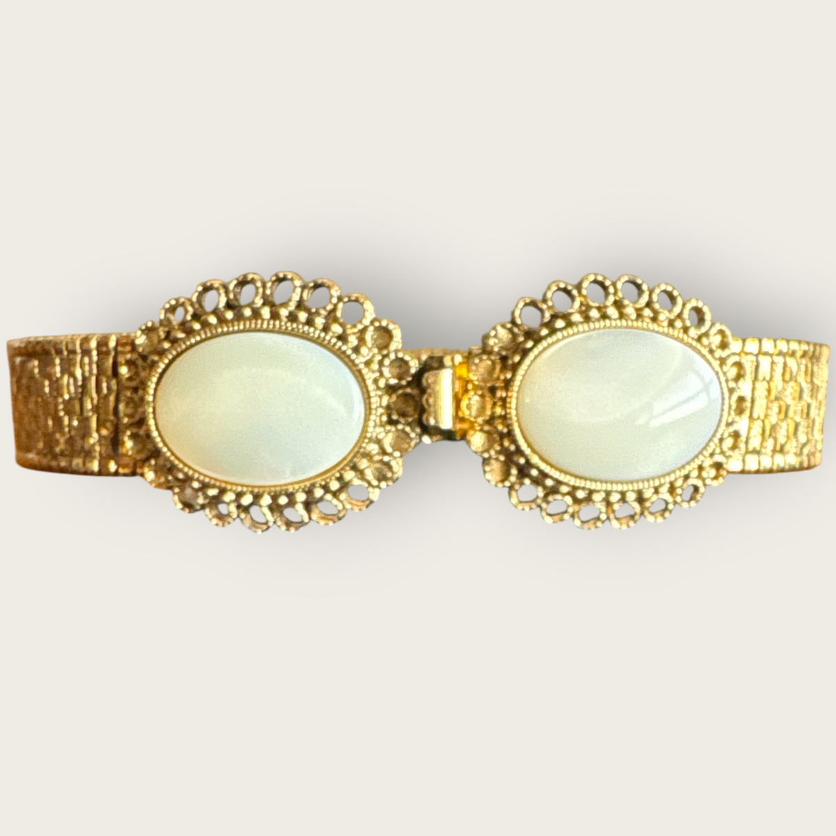 Vintage Ciner Mother of Pearl Cabochon & Gold Ribbon-Link Bracelet – Mid-Century Designer Signed (7”)