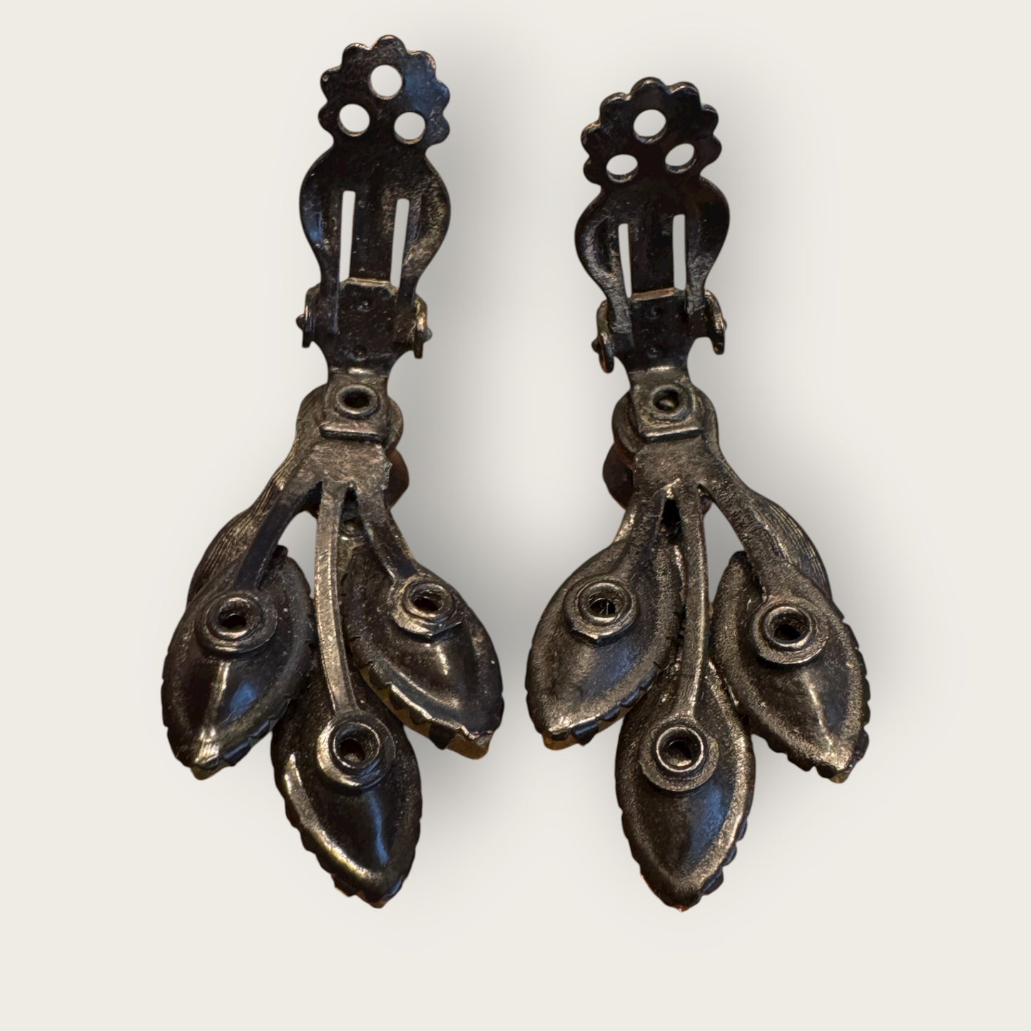 Vintage Japanned Rhinestone Earrings in Fall Tones – Unsigned 1940s–1950s