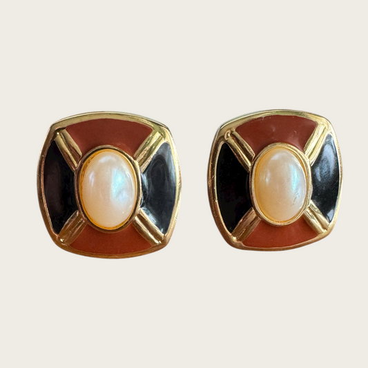 E. Pearl Vintage Enamel & Pearlized Cabochon Earrings