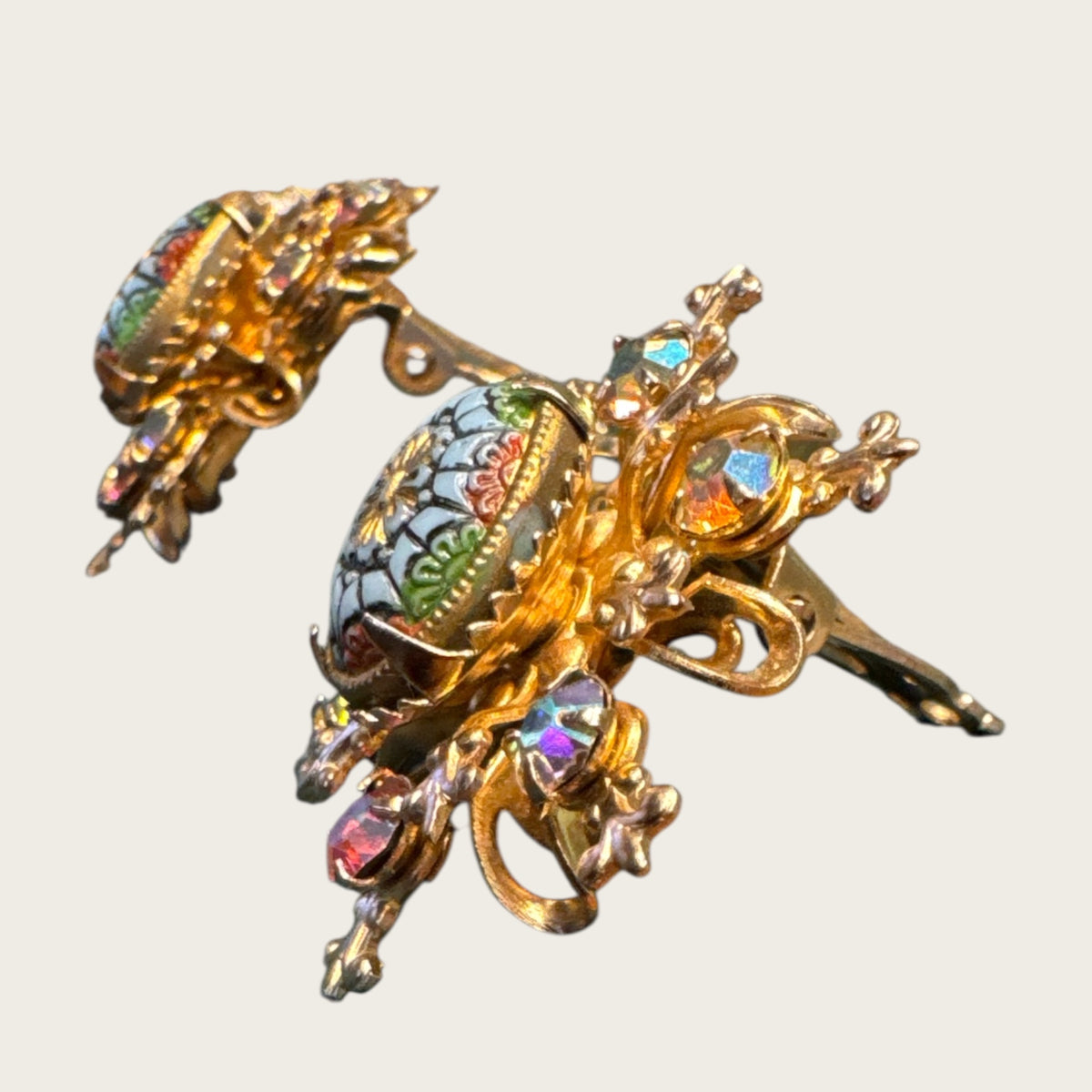 West German Carved Glass & Aurora Borealis Set | Vintage Gilt Filigree Brooch & Earrings (1950s–1960s)