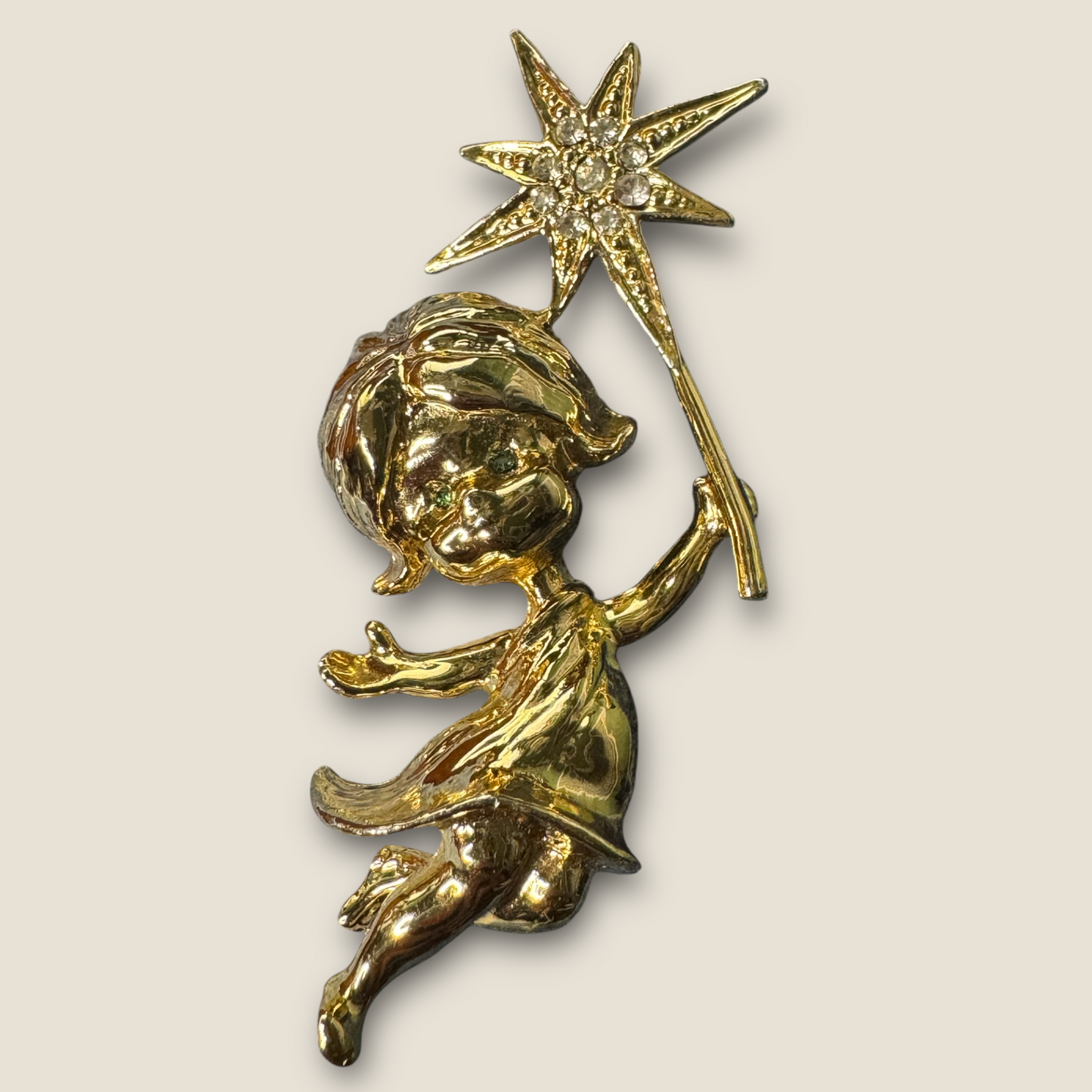 Vintage Tancer II Fairy with Crystal Rhinestone Wand Brooch – Gold-Tone, Peridot Green Eyes
