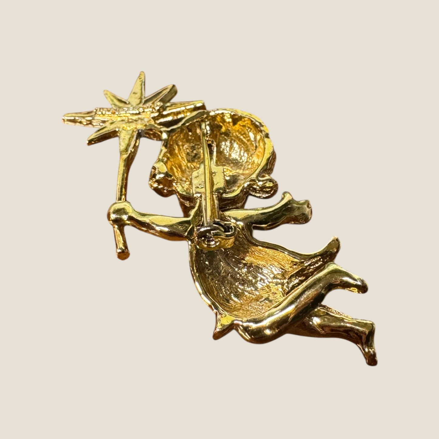 Vintage Tancer II Fairy with Crystal Rhinestone Wand Brooch – Gold-Tone, Peridot Green Eyes