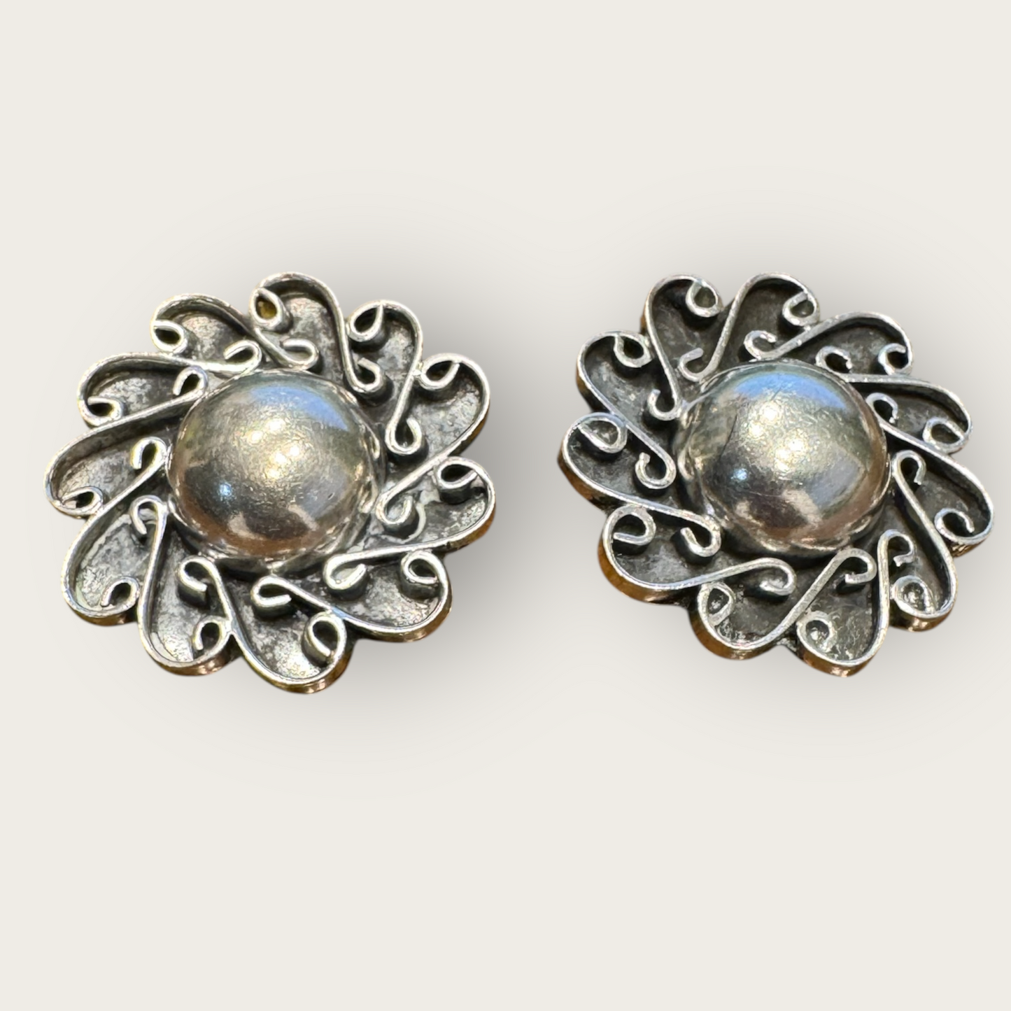 Vintage Mexican Sterling Silver Floral Clip-On Earrings – Taxco 925 TM-48