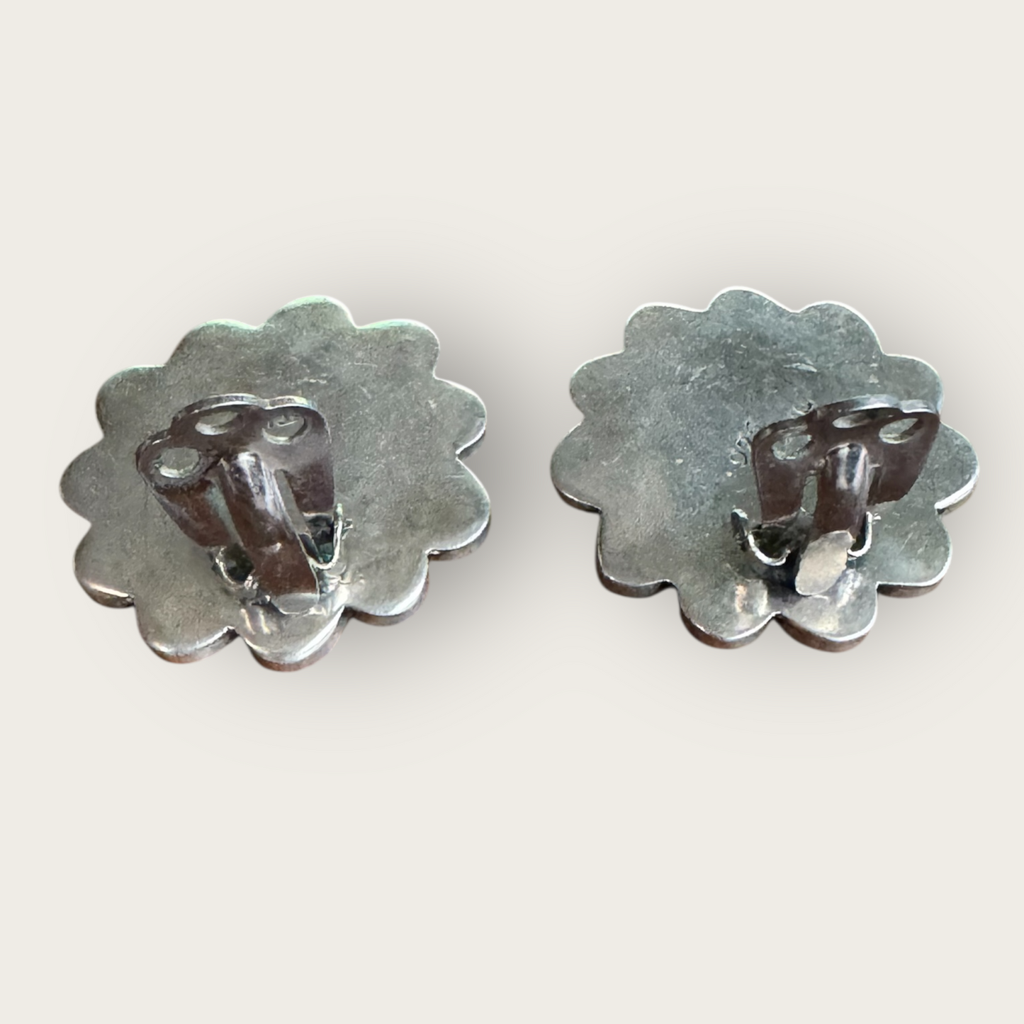 Vintage Mexican Sterling Silver Floral Clip-On Earrings – Taxco 925 TM-48