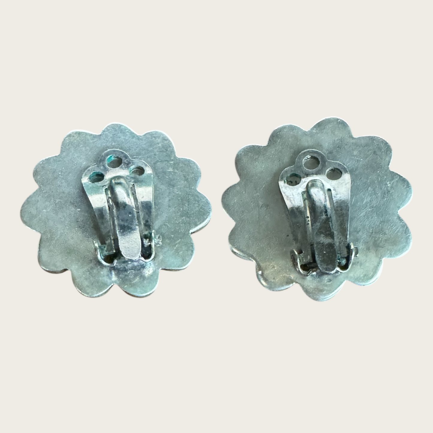 Vintage Mexican Sterling Silver Floral Clip-On Earrings – Taxco 925 TM-48