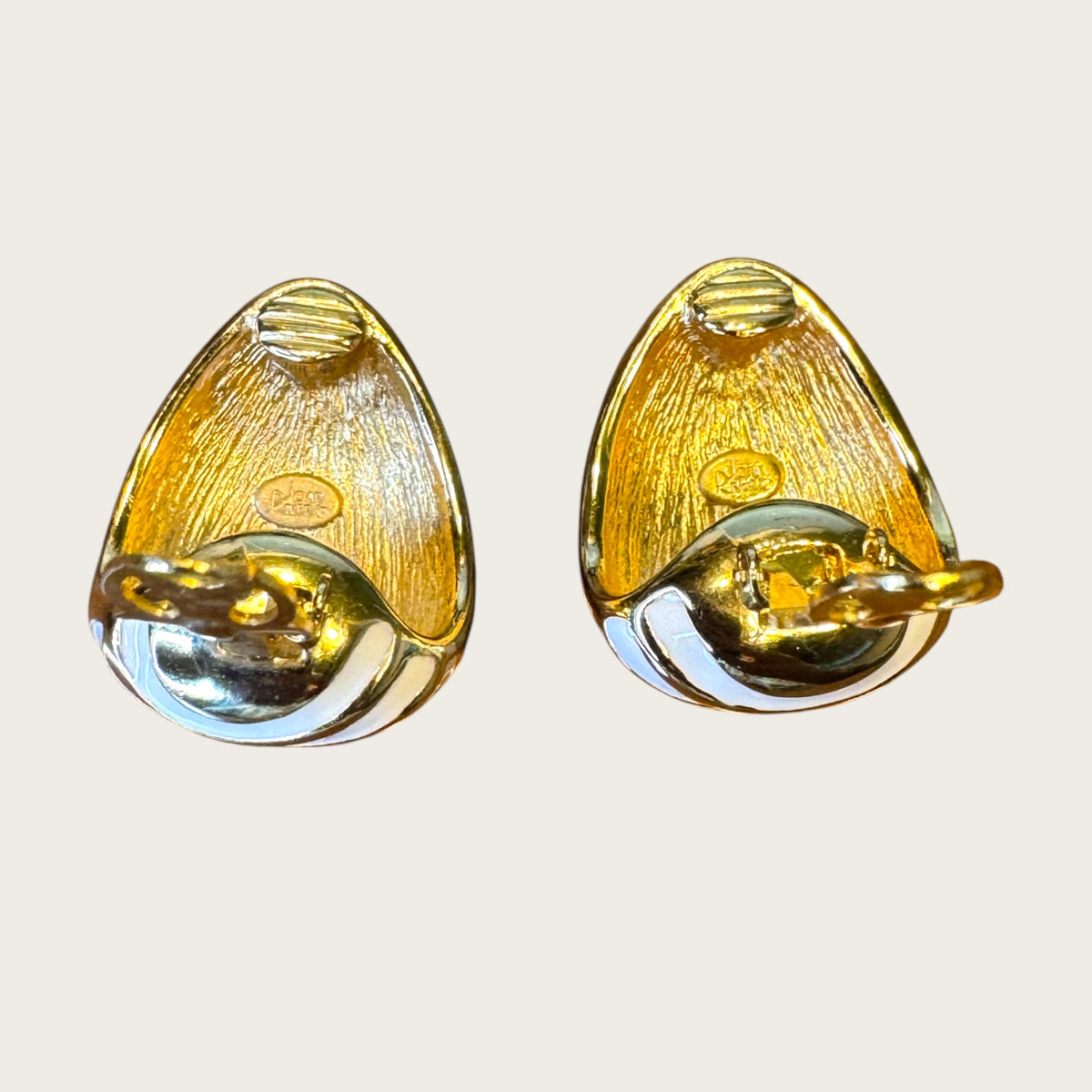 Joan Rivers Gold-Tone Zebra Stripe Clip-On Earrings – Cream & Taupe Enamel Statement Design | 1990s Vintage Couture