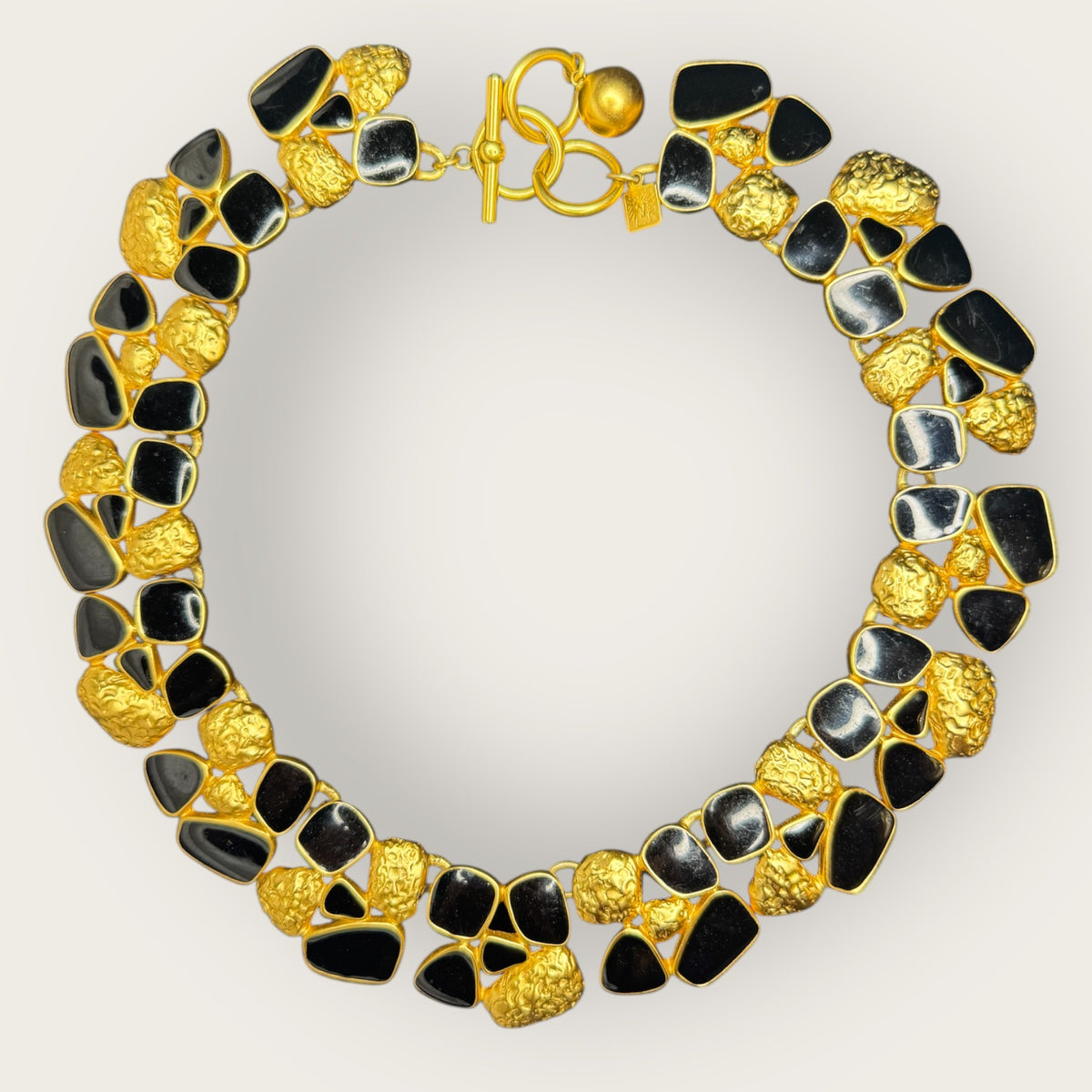 Vintage Anne Klein Black Enamel & Textured Gold Articulated Pebble-Link Collar Necklace – Runway Statement – 1990s