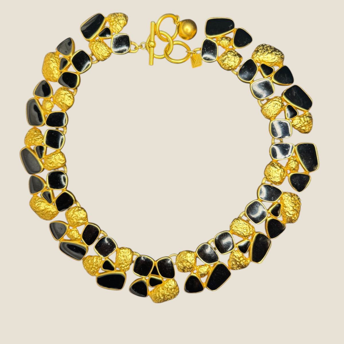 Vintage Anne Klein Black Enamel & Textured Gold Articulated Pebble-Link Collar Necklace – Runway Statement – 1990s