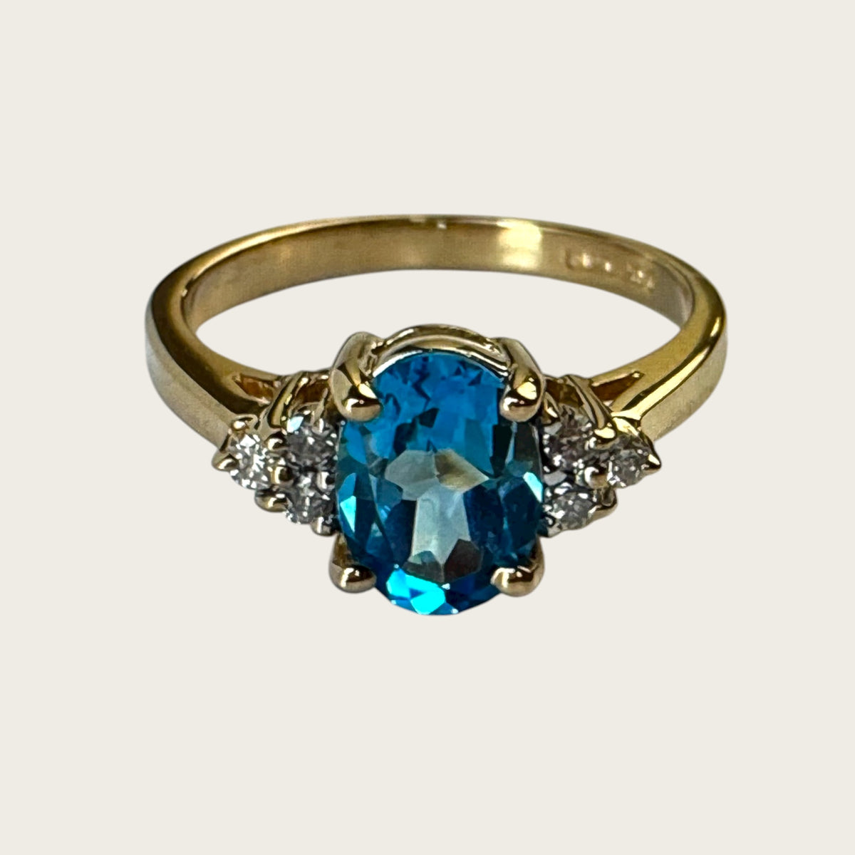 Vintage 14K Yellow Gold Blue Topaz & Diamond Ring