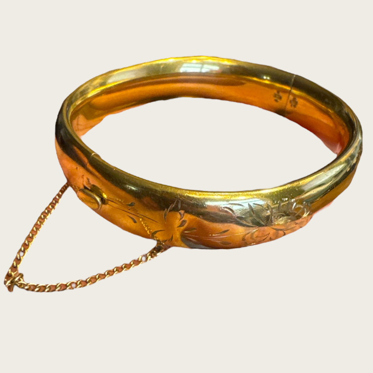Vintage 1/20 12K Gold-Filled Hand-Engraved Floral Hinged Bangle Bracelet – 22.10g