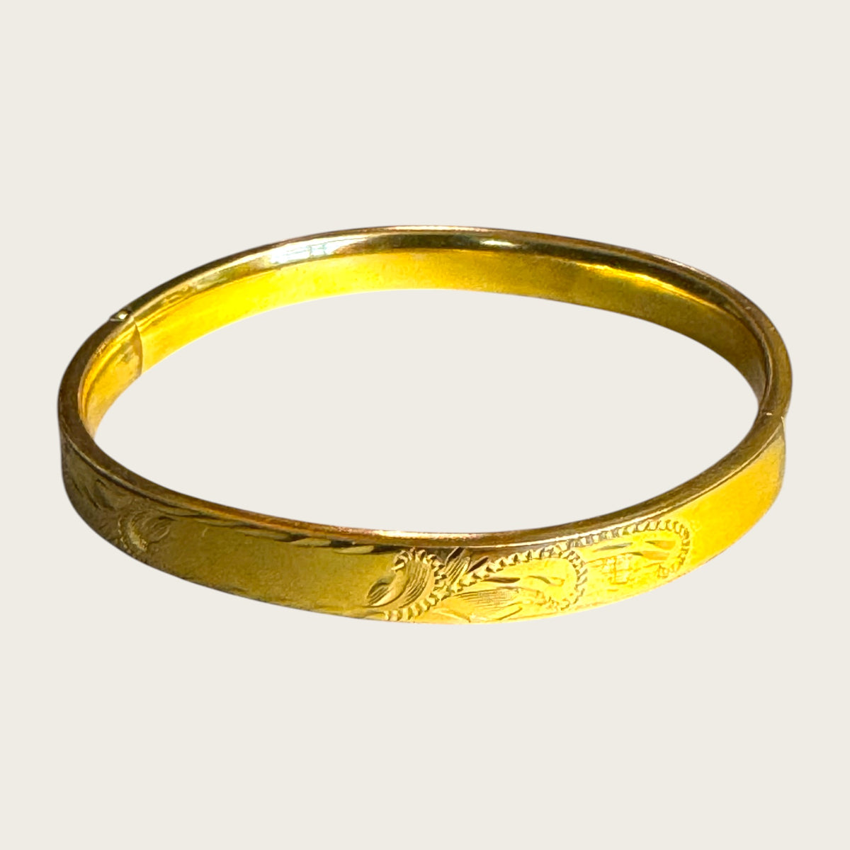 Vintage 14KT Gold-Filled Engraved Hinged Bangle Bracelet – Floral Scrollwork – 7 Inch