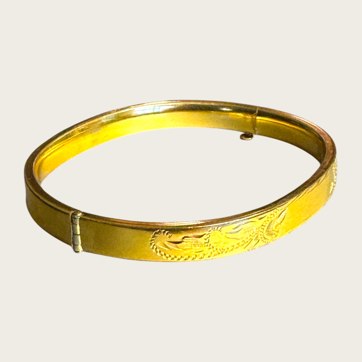 Vintage 14KT Gold-Filled Engraved Hinged Bangle Bracelet – Floral Scrollwork – 7 Inch