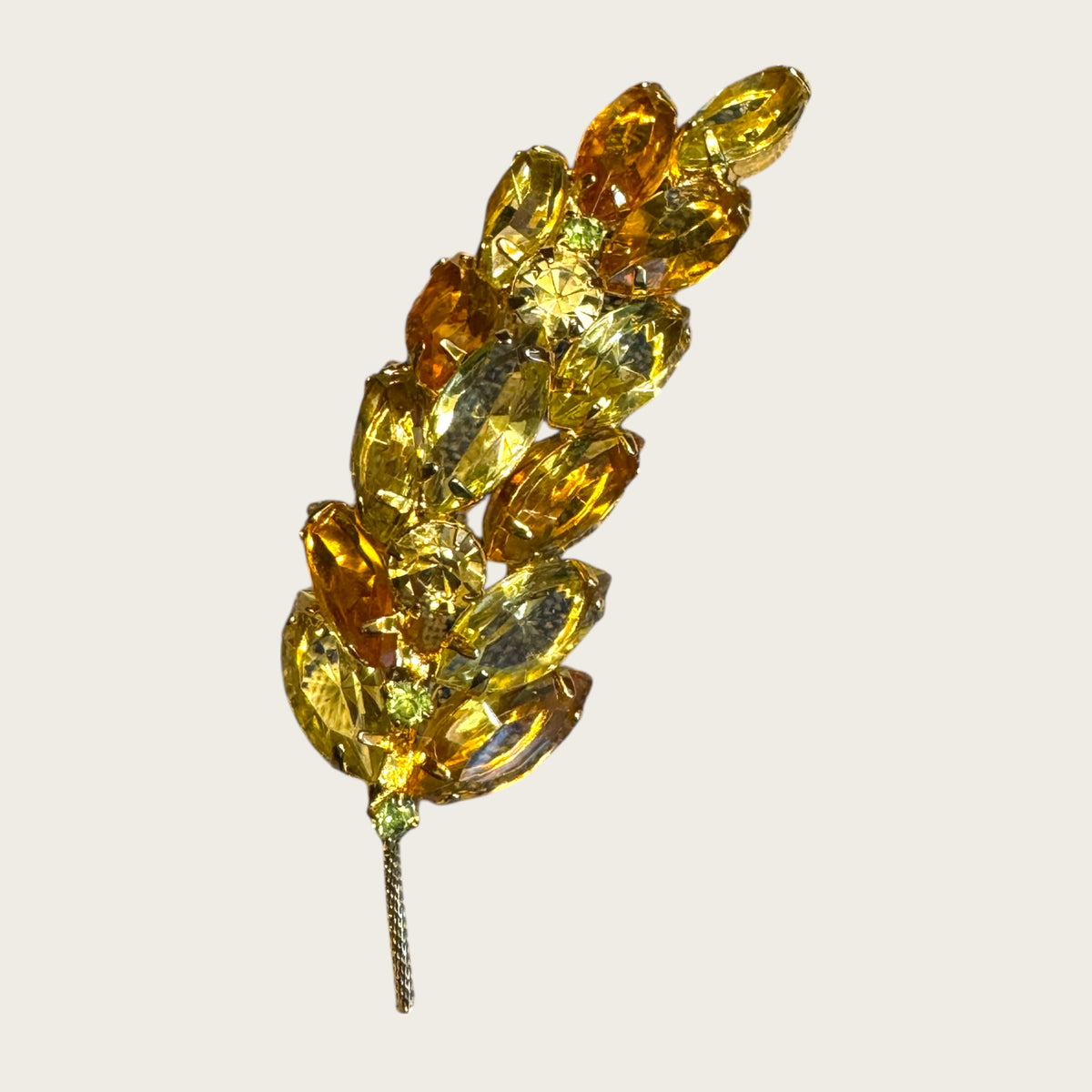 Vintage Pale Yellow & Topaz Navette Leaf Brooch – Open-Back Rhinestones, Gold-Tone Stem