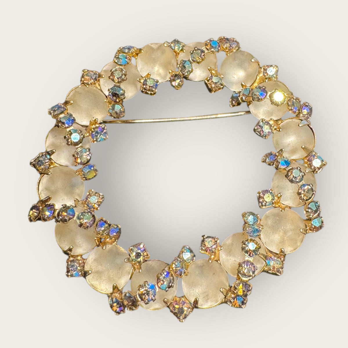 Vintage Frosted Cabochon & Aurora Borealis Wreath Brooch – Gold-Tone, Mid-Century Glamour
