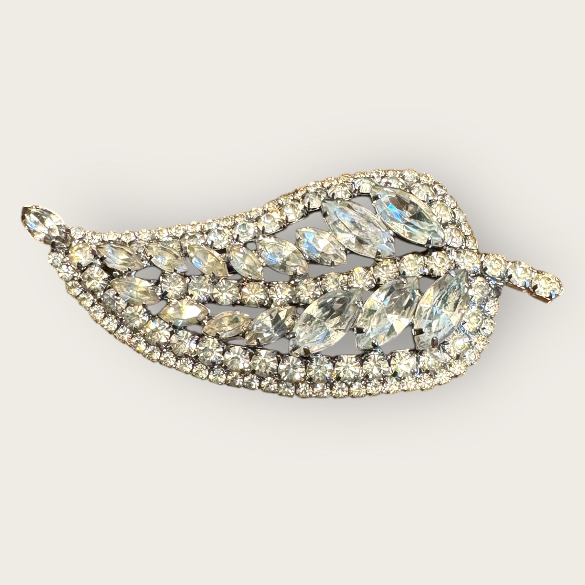 Vintage Clear Rhinestone Paisley–Pear Leaf Brooch – Dramatic Mid-Century Silvertone Statement Pin with Marquis & Round Stones