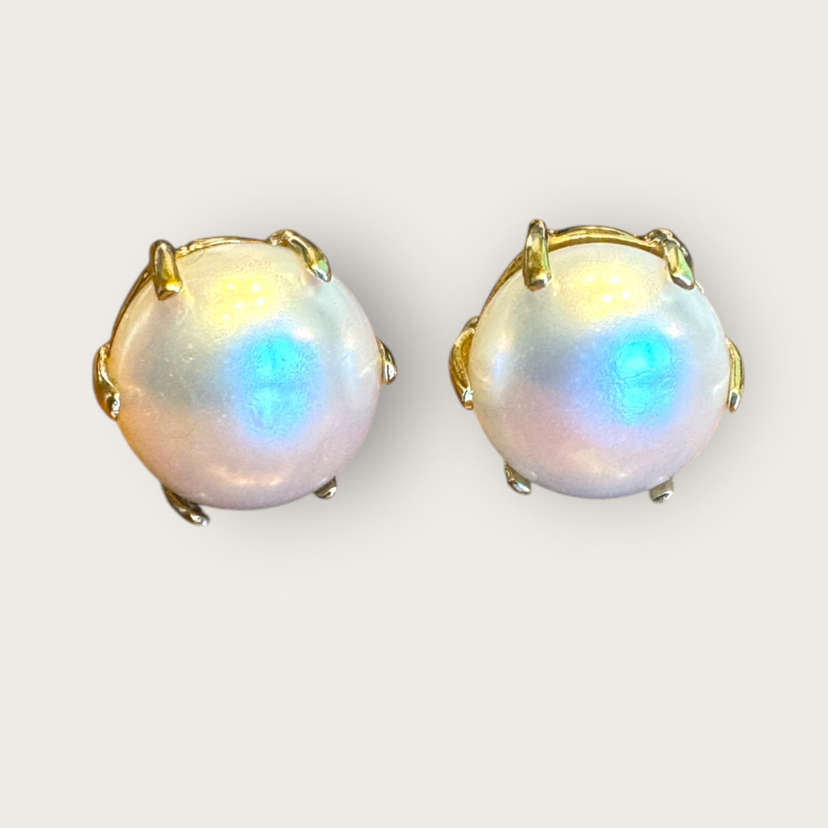Vintage 10K Gold Natural Pearl Stud Earrings – 9mm