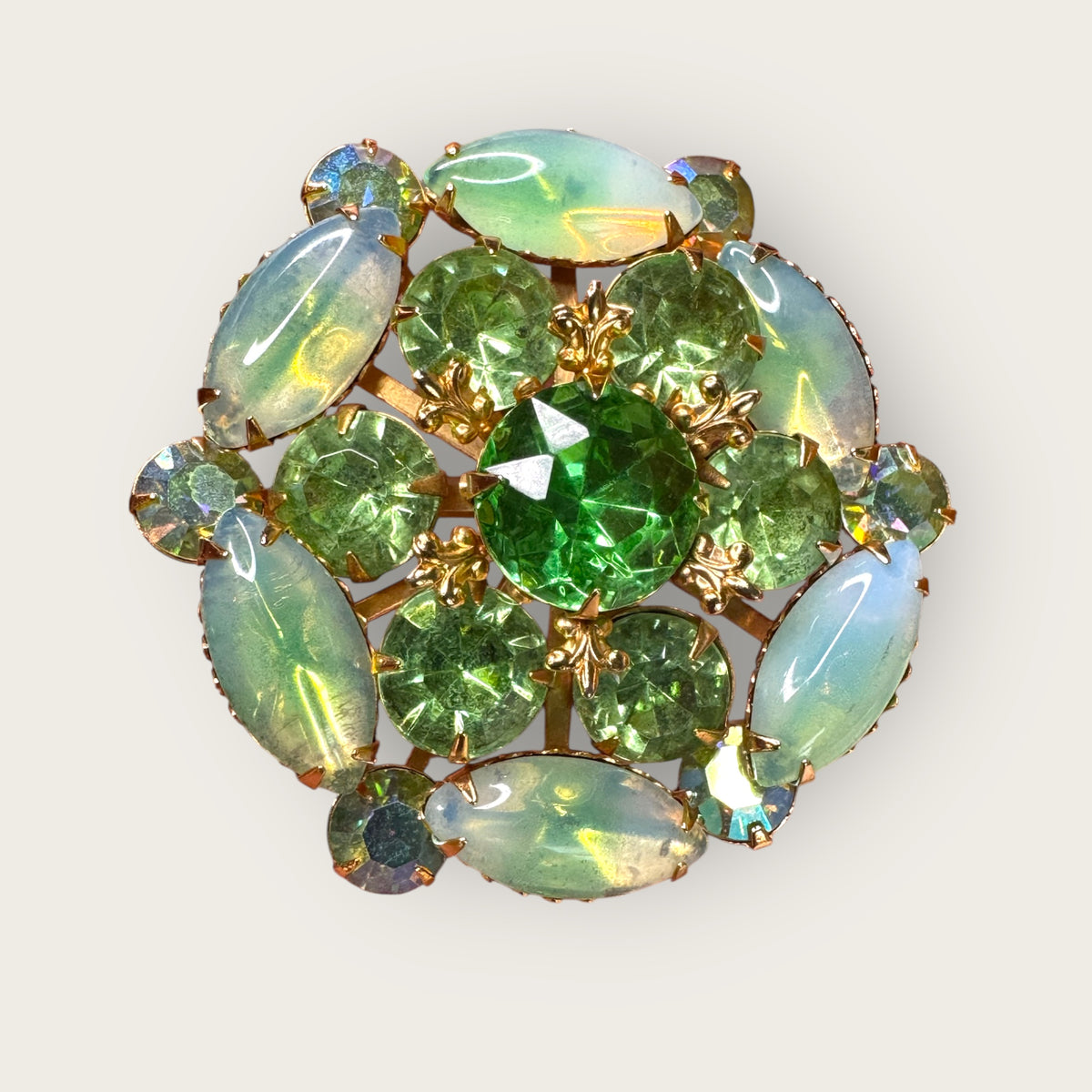 Vintage Givrè Glass & Peridot Rhinestone Domed Floral Brooch – Mid-Century Elegance