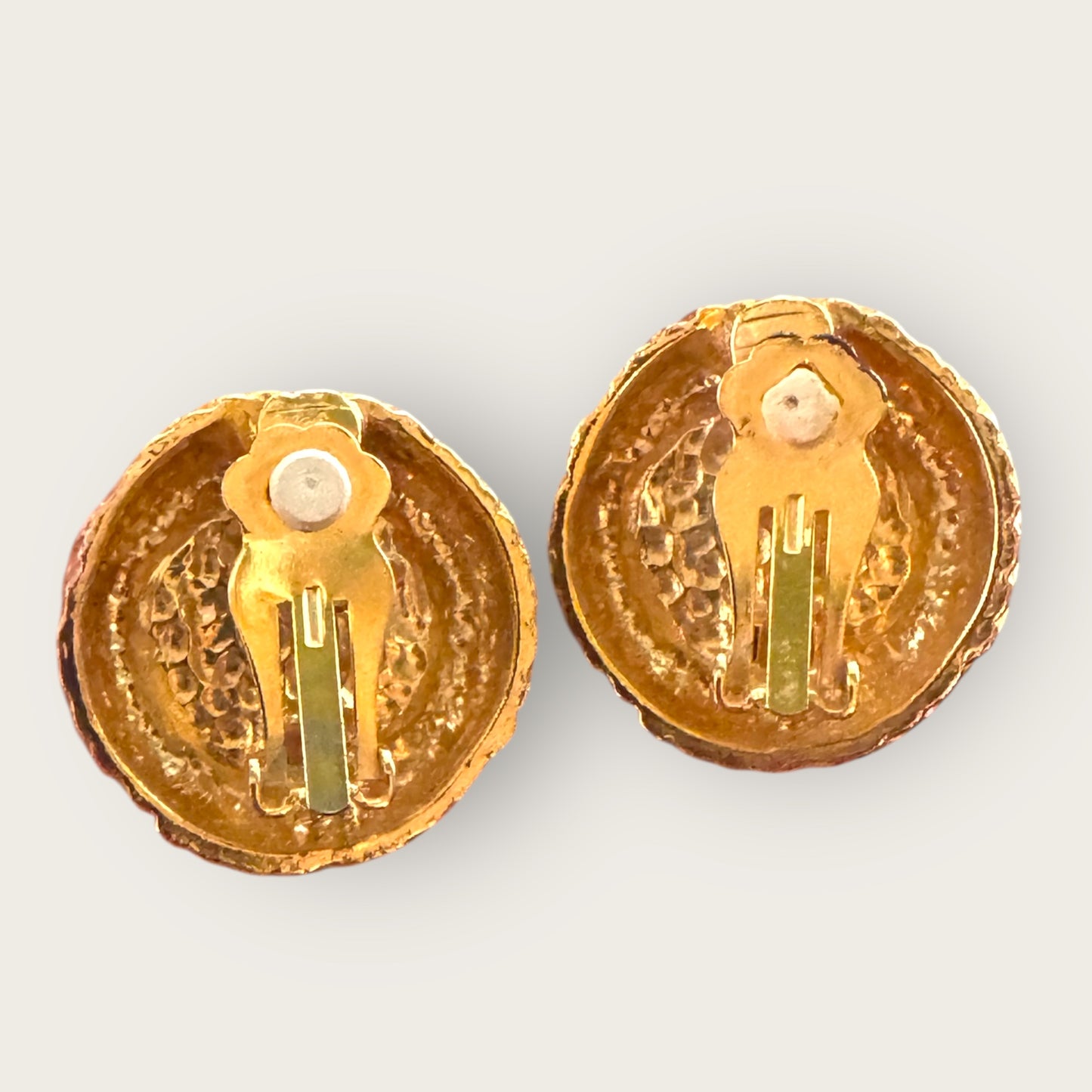 Vintage Textured Gold-Tone Pink Lucite Cabochon Clip-On Earrings