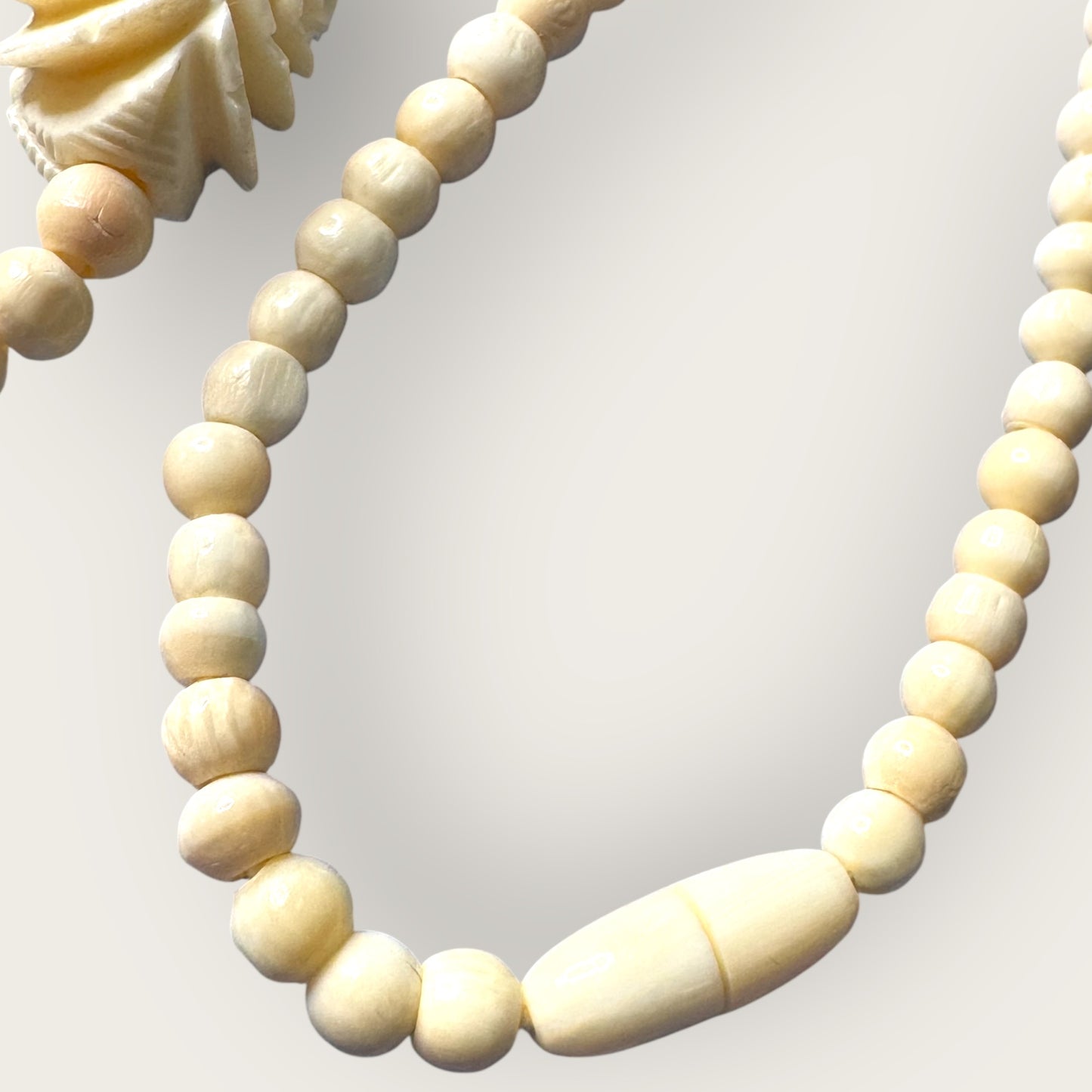 Hand-Carved Bone Rose Necklace – 1970s Artisan Floral Pendant & Beaded Strand