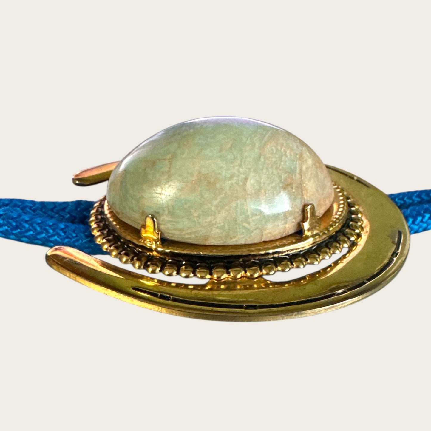 Vintage Western Bolo Tie with Natural Stone Cabochon in Horseshoe Setting