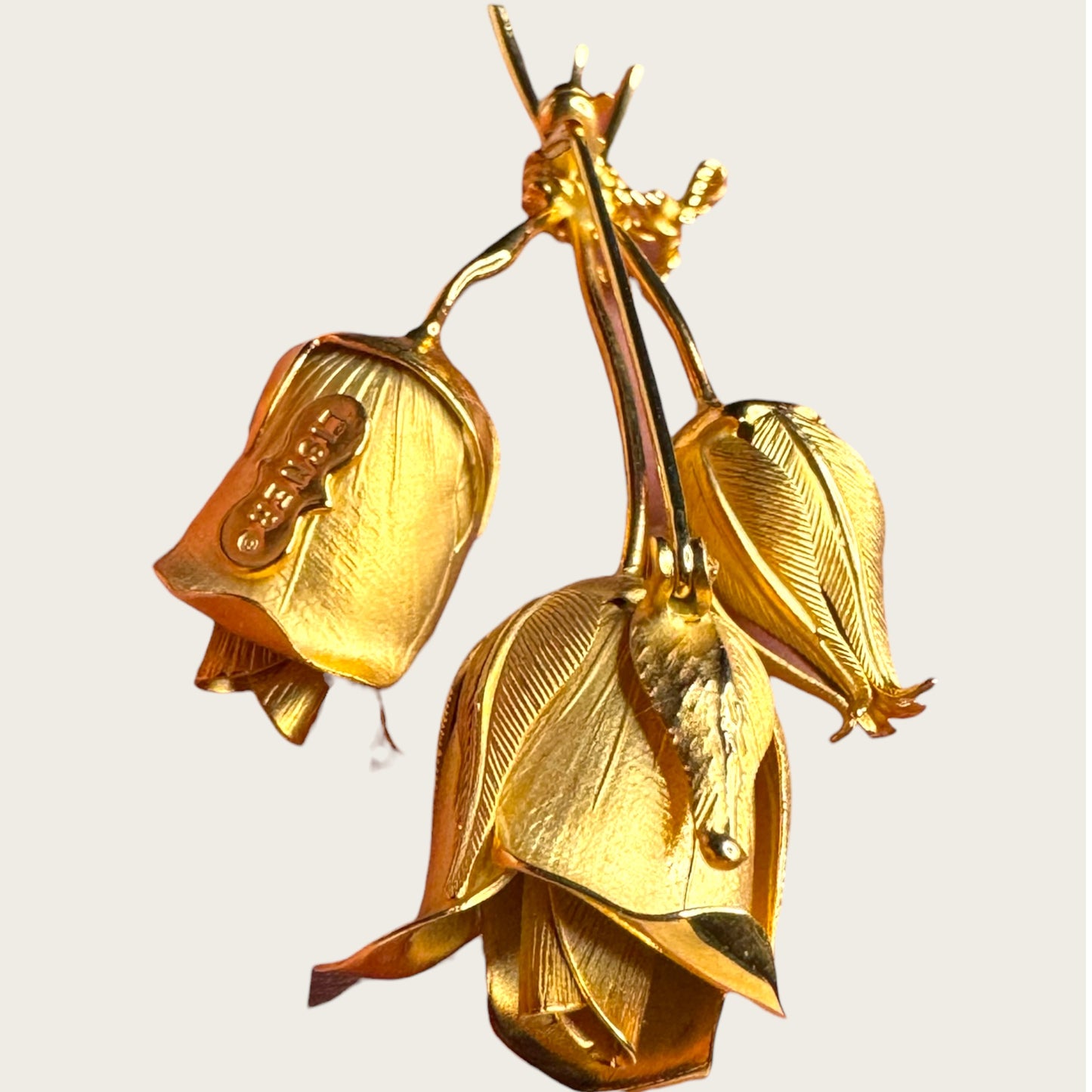 Sculptural Lisner Tulip Bouquet Brooch | Mid-Century Gold Tone