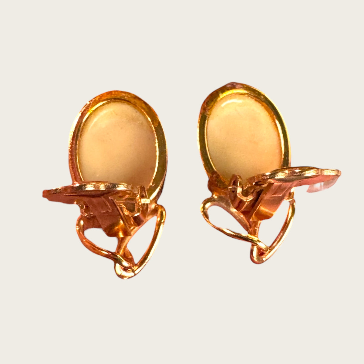 Vintage Carved Stone Cameo Rose Gold Tone Hand Painted Clip-On Earrings