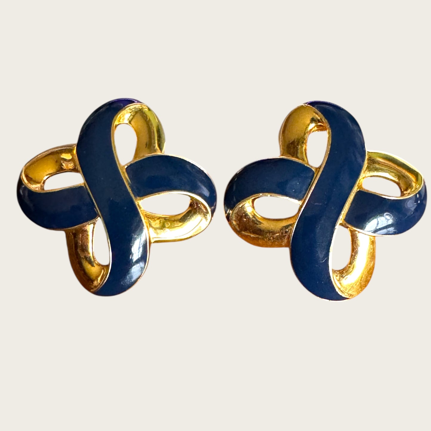 Vintage Monet Navy & Cream Enamel Interlocking Knot Clip-On Earrings