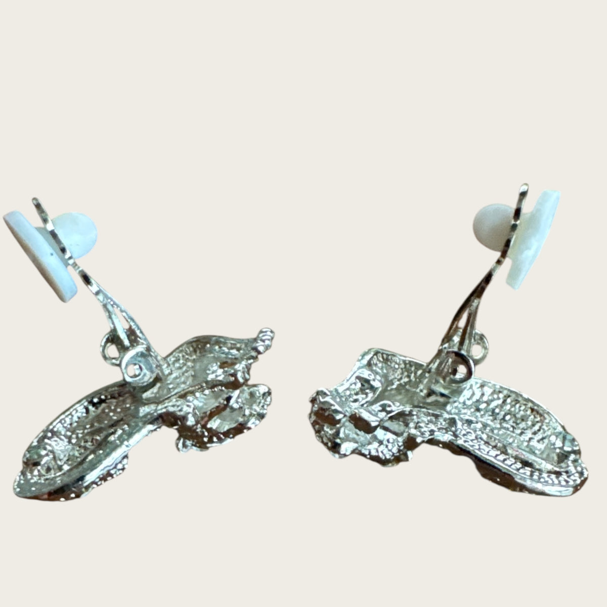 The Sapphire Leopard — Articulated Leopard Necklace & Clip-On Earrings Set (Unsigned, Vintage)
