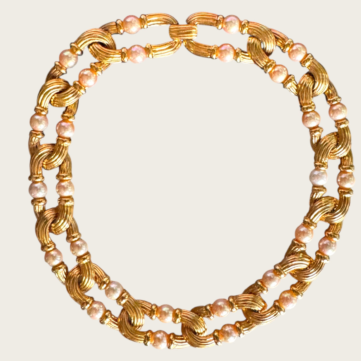 Vintage Nolan Miller Couture Ribbed Gold Link & Faux Pearl Necklace