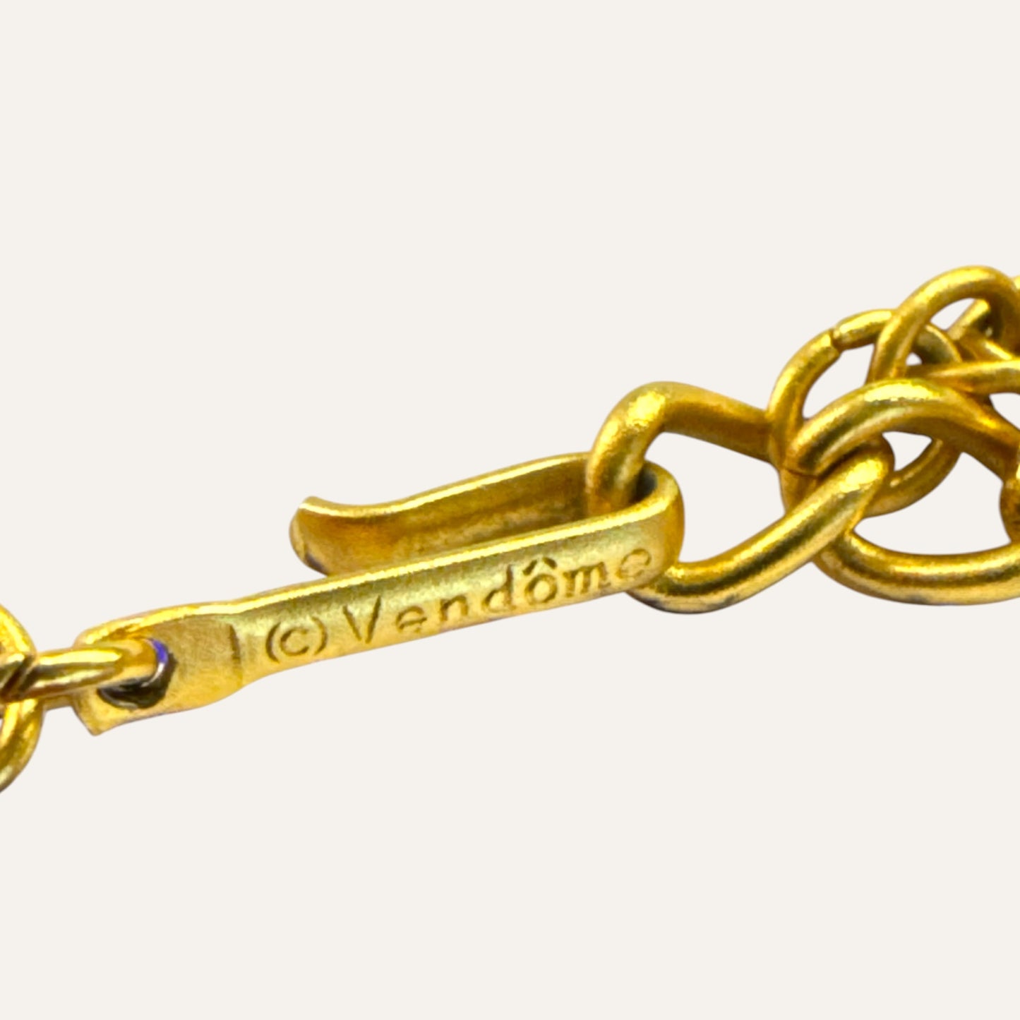 Vintage Vendôme Sculptural Bib Necklace – Gold-Tone Revival Drop Statement