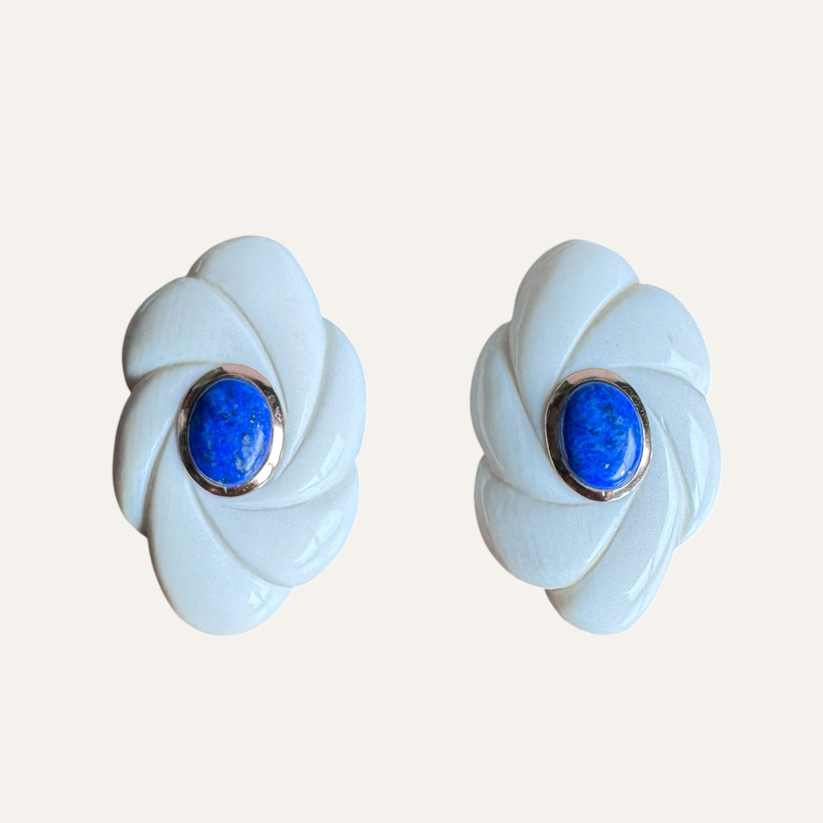 Carved Bone & Lapis Lazuli Floral Clip-On Earrings – 14K Gold Bezel (585)