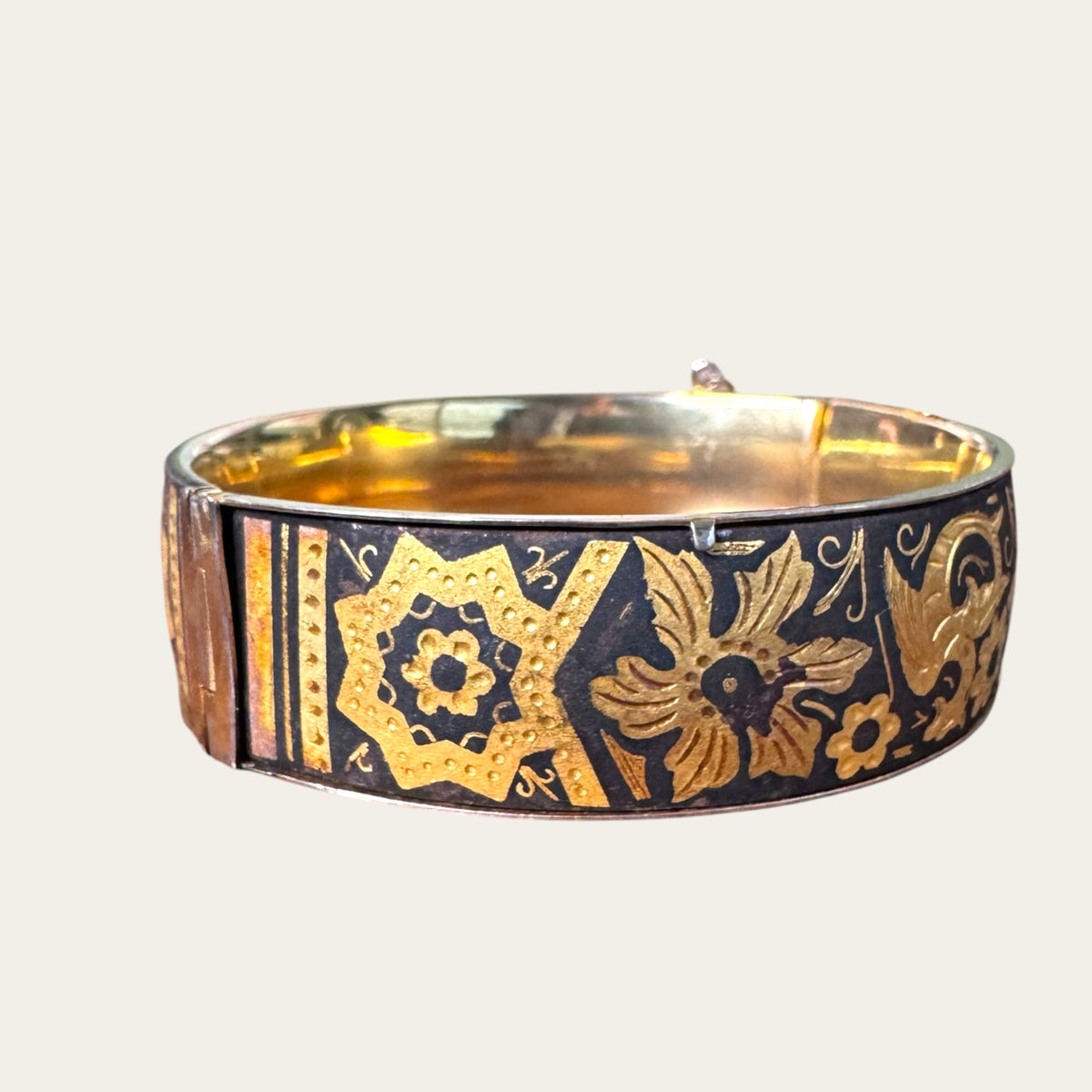 Vintage Spanish Damascene Hinged Cuff Bracelet – Black & Gold Toledo Inlay, Mid-Century