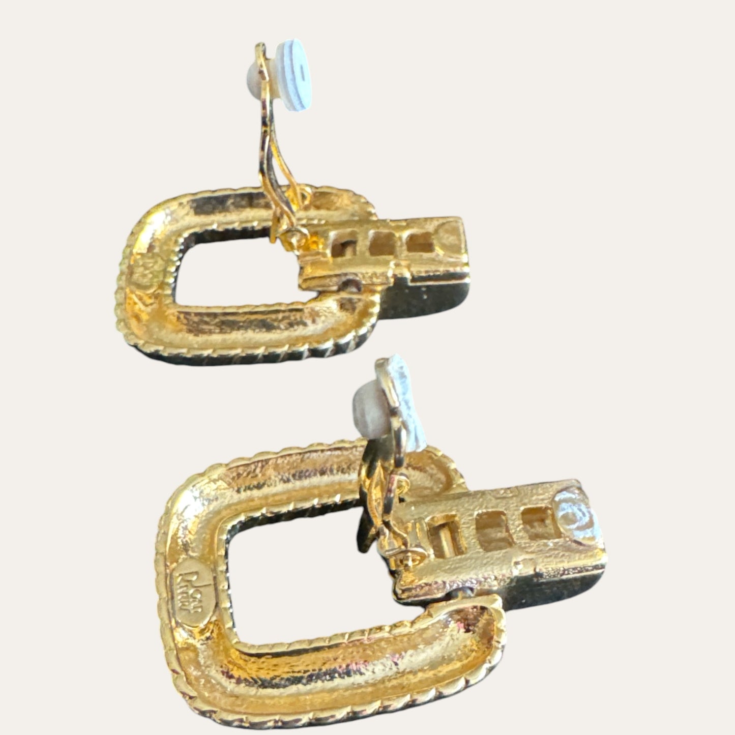 Vintage Joan Rivers Gold Tone Square Door Knocker Clip-On Earrings