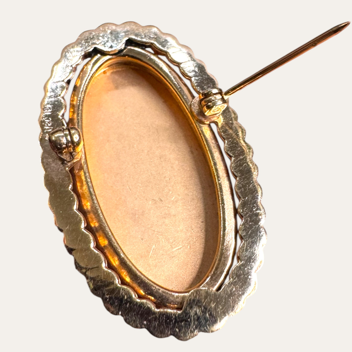 Vintage 1/20 12K Gold Filled Rose Gold Floral Engraved Oval Brooch – Mid-Century