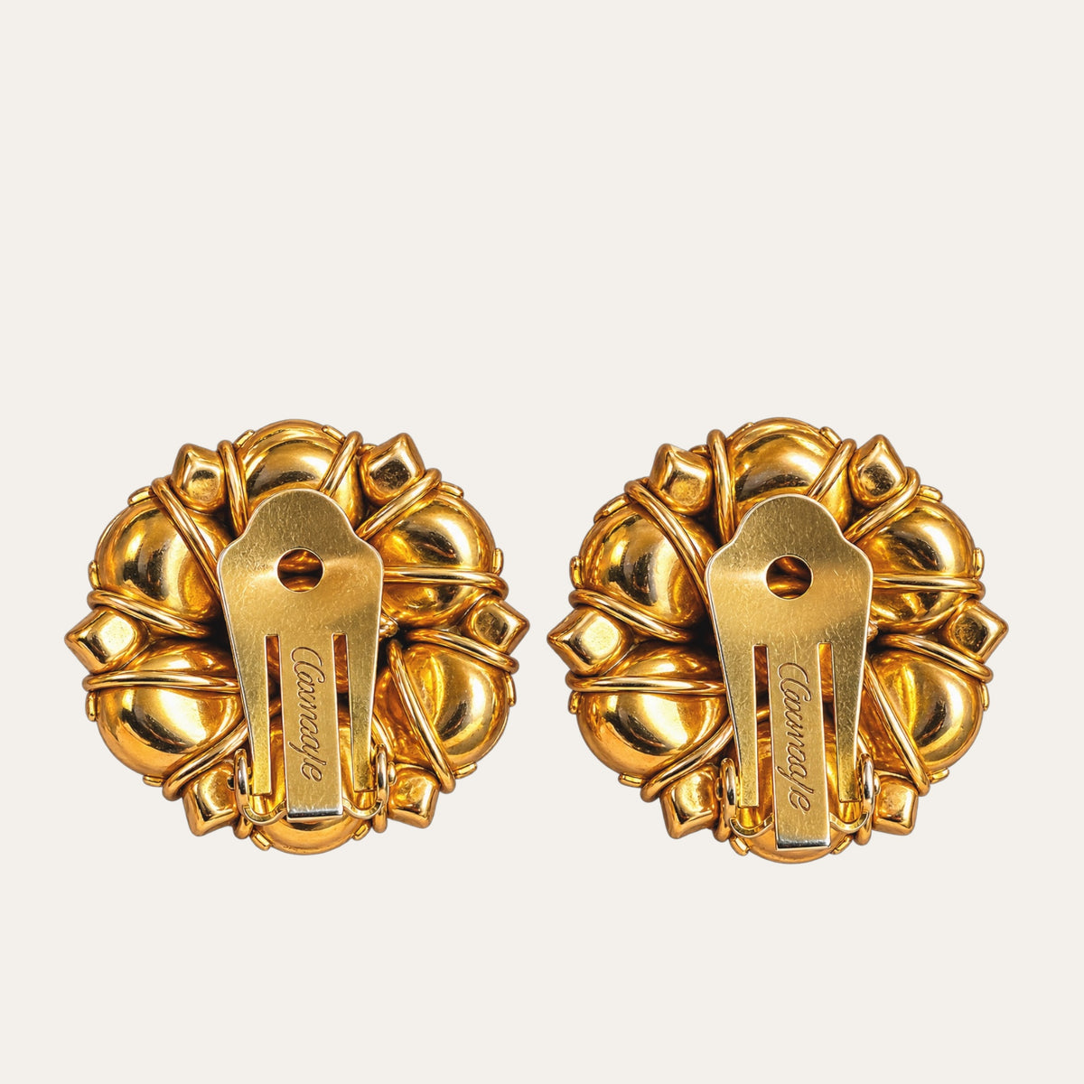Vintage Hattie Carnegie Blue Matrix Glass & Rhinestone Cluster Clip-On Earrings – Signed