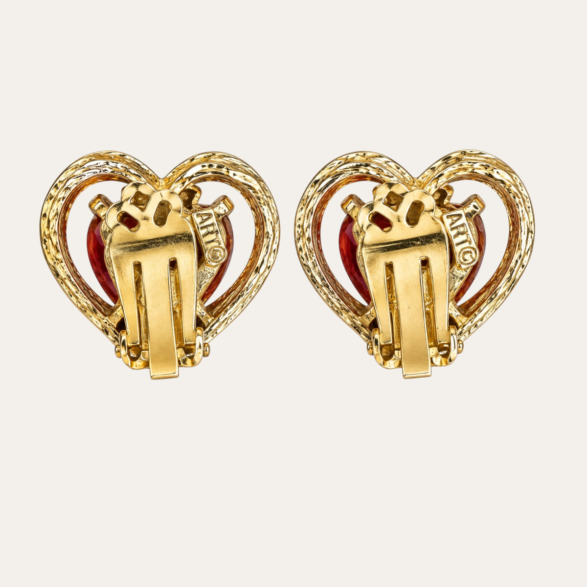 Vintage Arthur Pepper ART Red Heart Rhinestone Clip-On Earrings – 1960s Signed Textured Gold