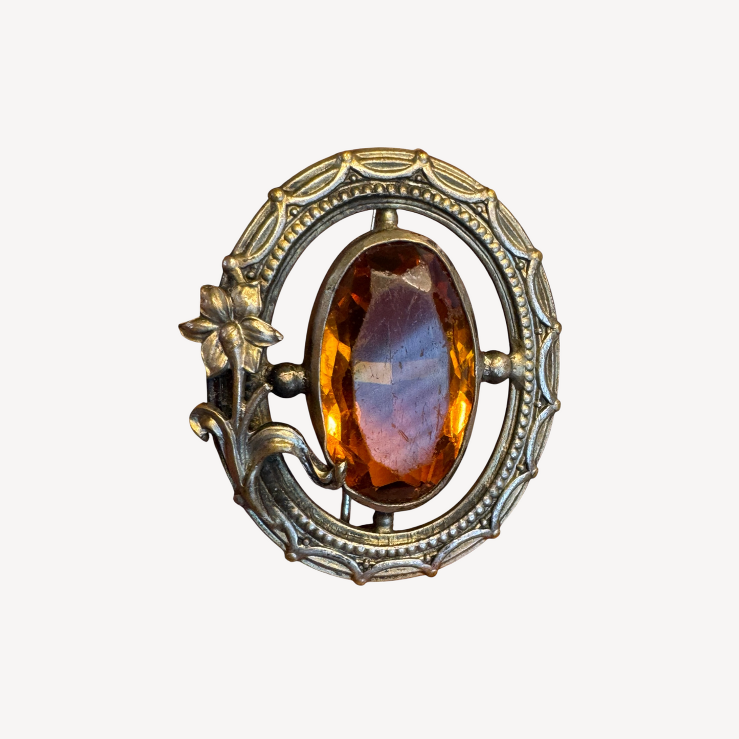 Vintage Art Nouveau Style Amber Glass Brooch – Floral Brass Tone Oval Pin, 1920s–1930s