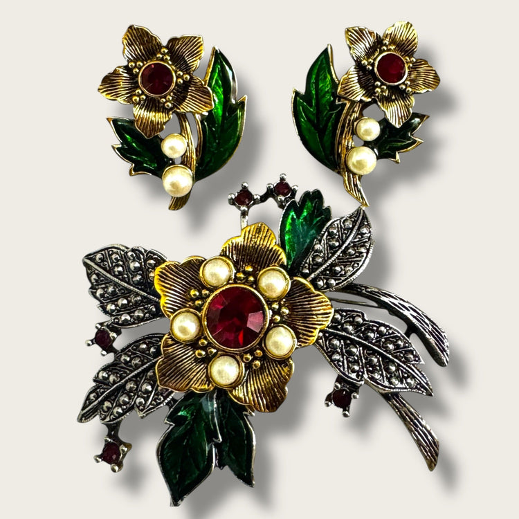 The Avon Archive Gallary – 1970s–1990s Vintage Jewelry