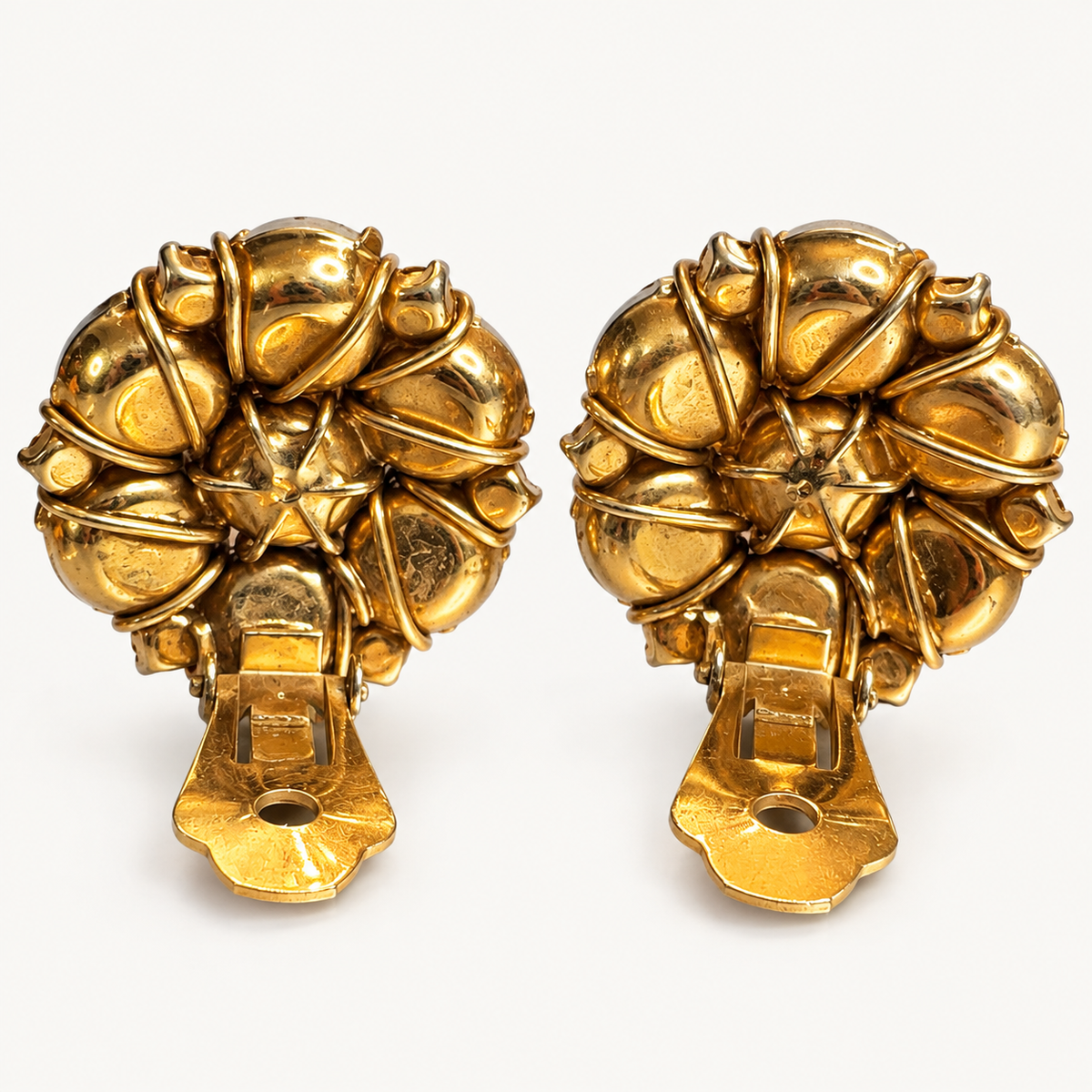 Vintage Hattie Carnegie Blue Matrix Glass & Rhinestone Cluster Clip-On Earrings – Signed