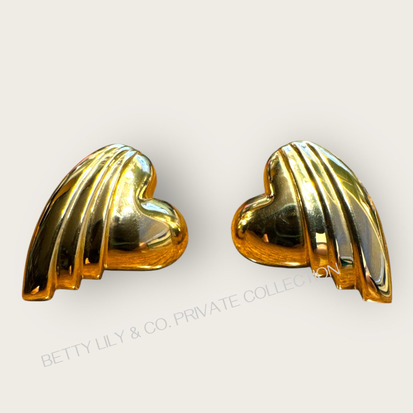Vintage 14K Sculpted Heart Earrings | Private Collection