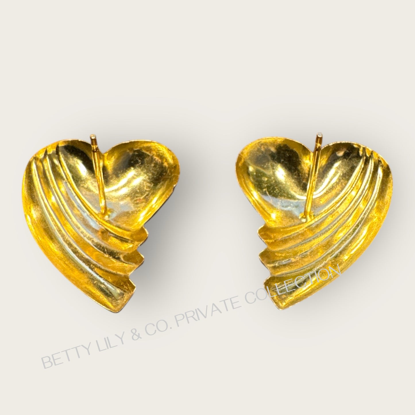 Vintage 14K Sculpted Heart Earrings | Private Collection