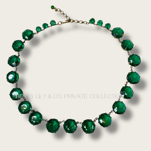 Vintage Emerald-Green Glass Rivière Necklace – Graduated Stones in Antique Brass | Private Collection