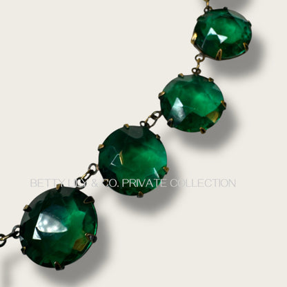 Vintage Emerald-Green Glass Rivière Necklace – Graduated Stones in Antique Brass | Private Collection