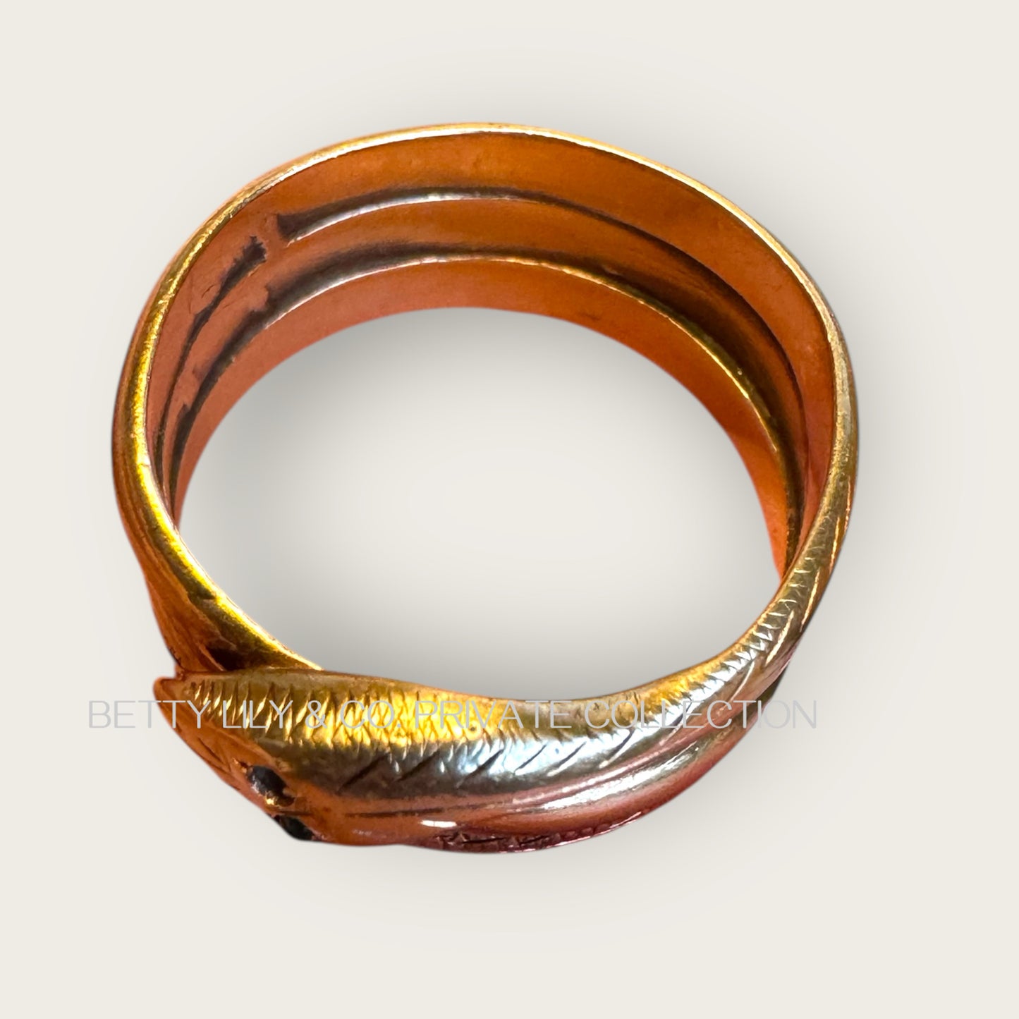 Antique Serpent Ring in Solid 14K Gold with Emerald Eye | Private Collection