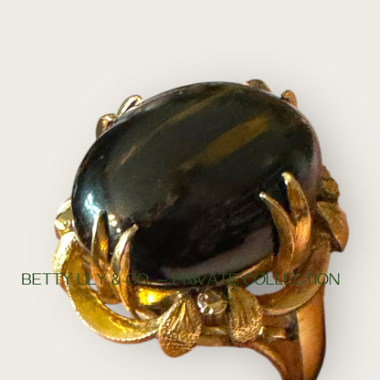 Vintage 18k Gold Tiger’s Eye Cabochon Ring | Private Collection