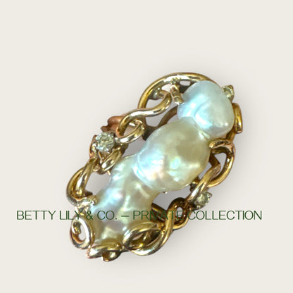 14k Gold Baroque Natural Pearl & Diamond Ring | Private Collection
